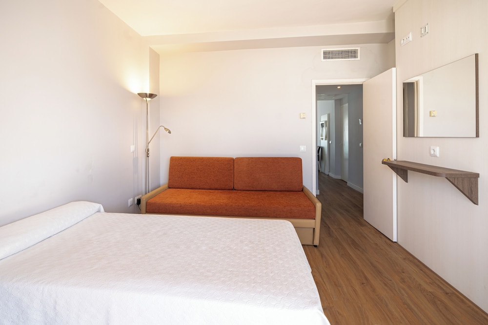 Family Room, Balcony, Sea View (3 adults + 1 child) - Photo 10