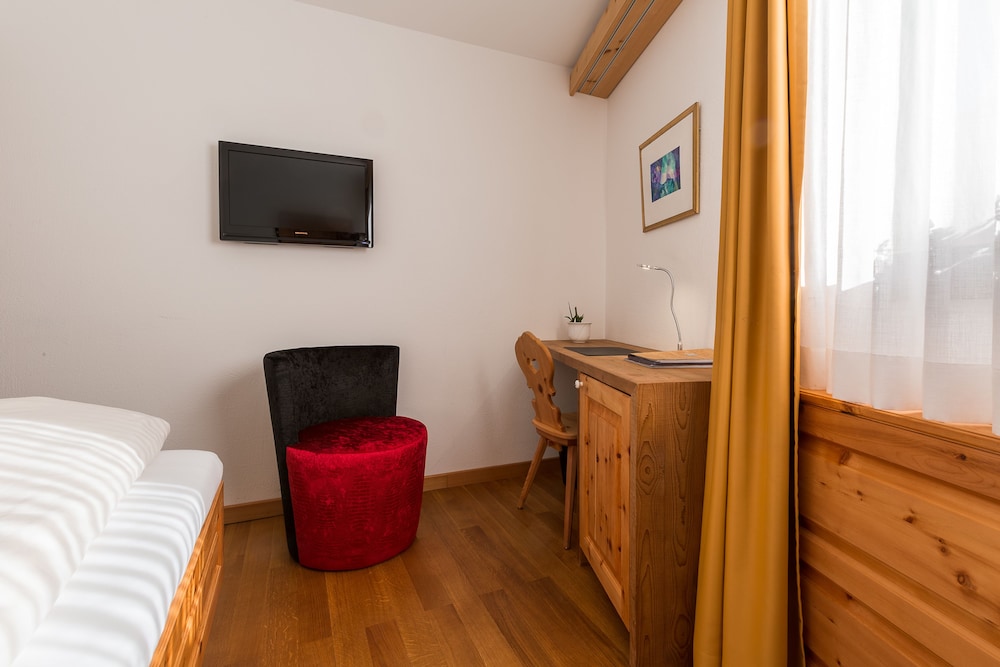 Single Room, 1 Twin Bed, Private Bathroom, River View