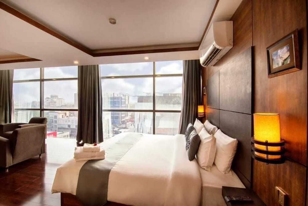 Executive Room photo 1