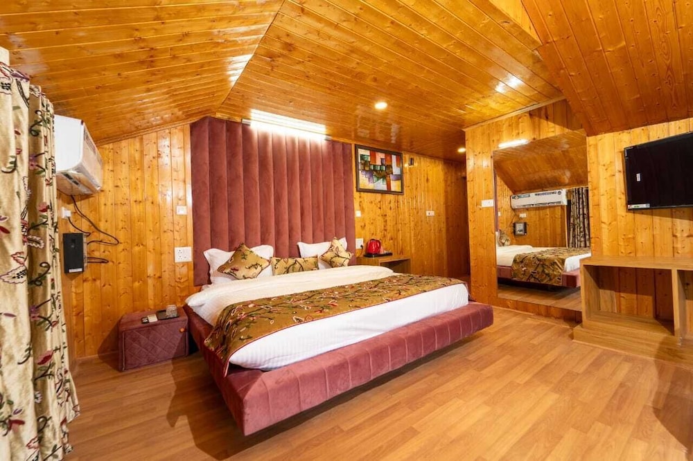 Deluxe Double Room photo 3