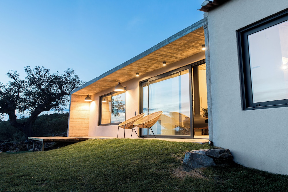 Luxury Villa photo 1