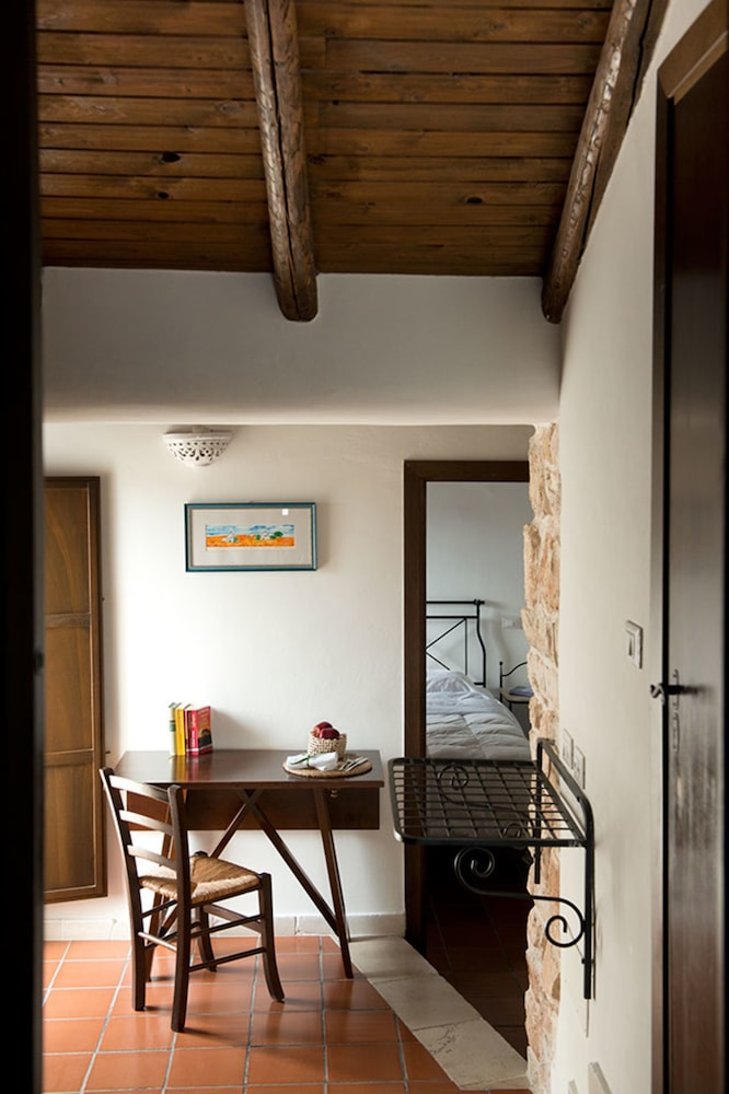 Quadruple Room - Photo 5