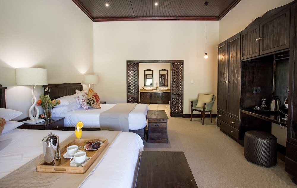 Deluxe Double Room, 1 Bedroom, Mountain View photo 2
