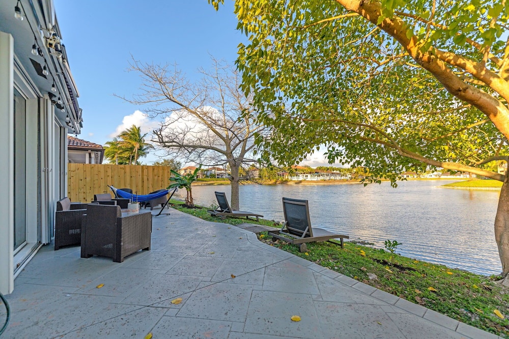 Waterview Villa Sleeps 10 BBQ Kayaks Games, Billede 42