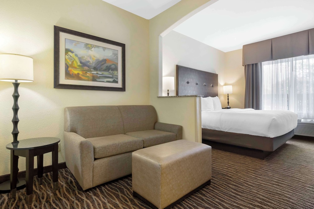 Suite, 1 King Bed, Non Smoking, Jetted Tub