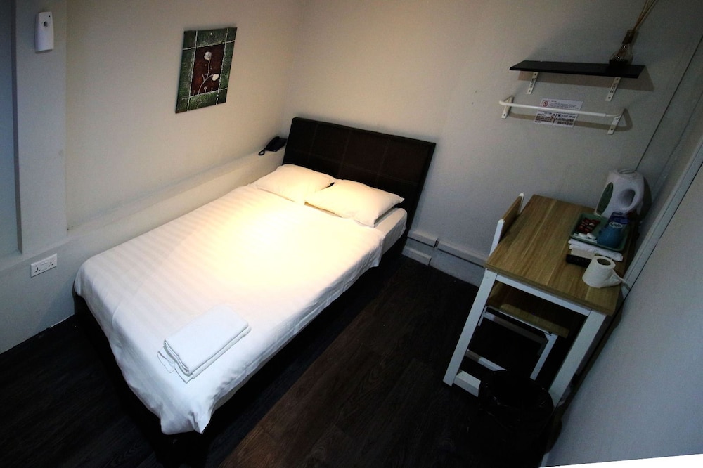 Standard Double Room photo 3
