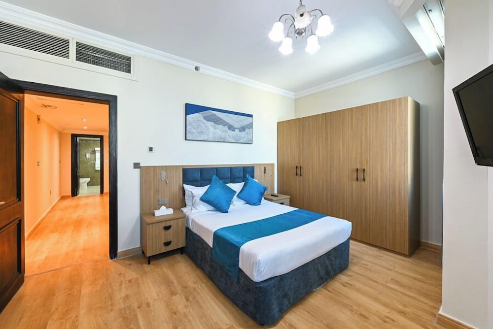 Family Apartment, 2 Bedrooms, Kitchen, Tower - Photo 4