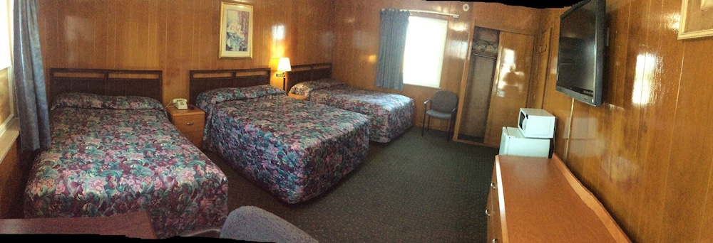 Double Room, 2 Double Beds, Smoking photo 2