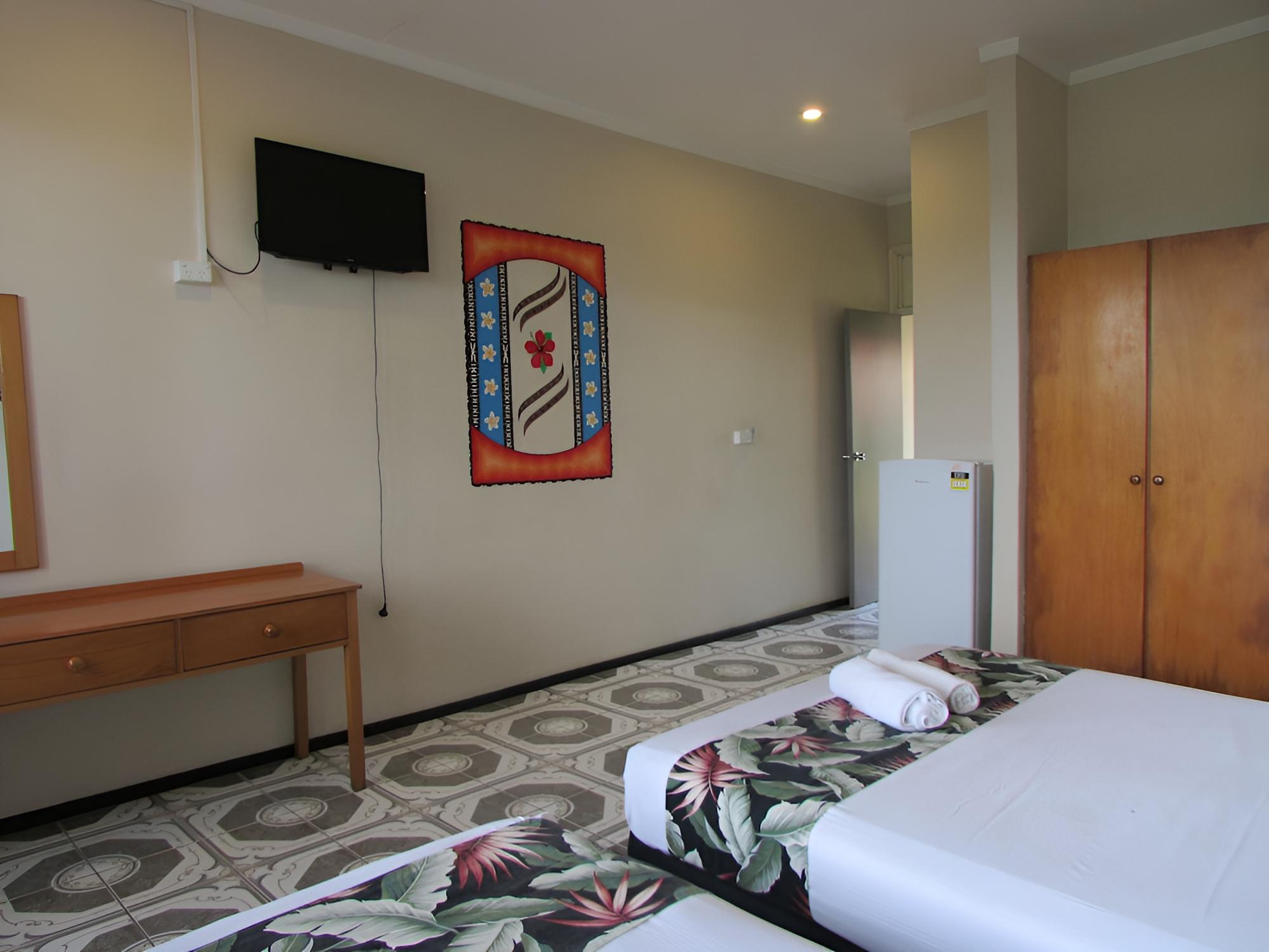 Air-Condition Poolside Suite photo 9