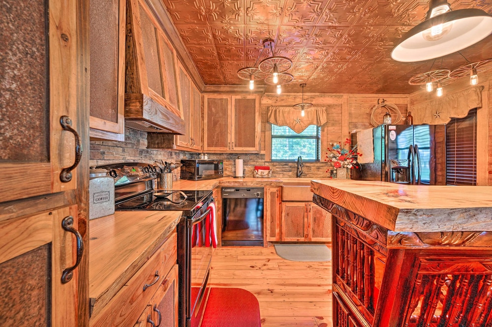 House (2 Bedrooms) photo 3