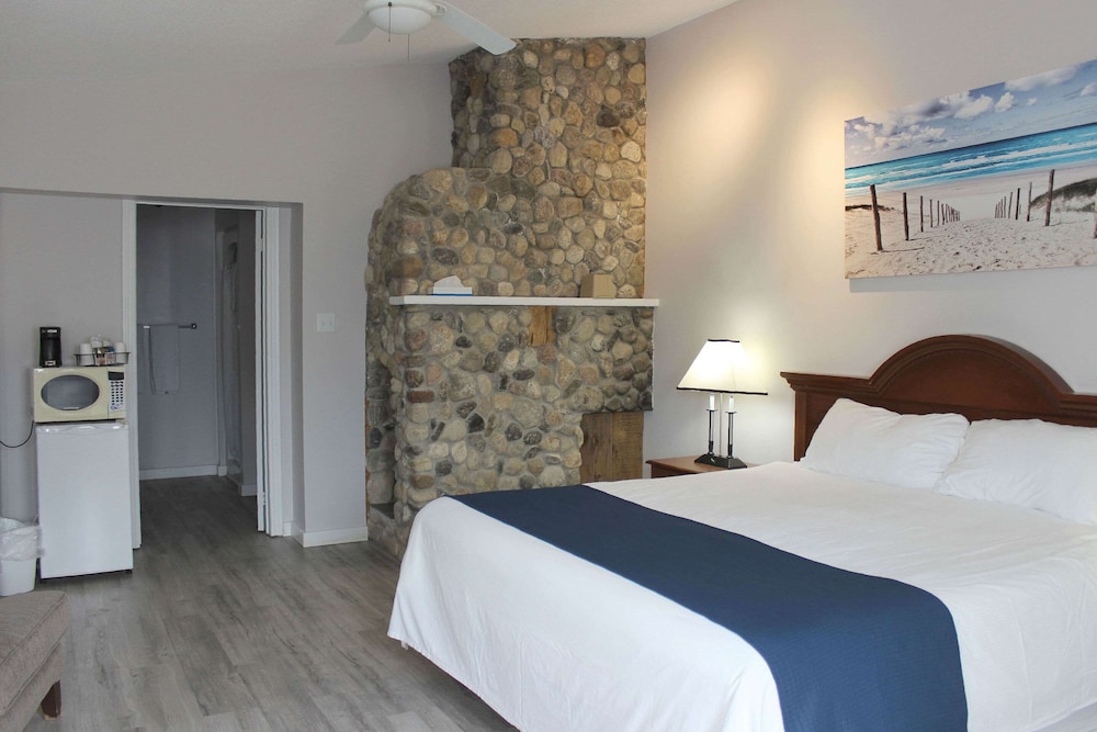 Standard Room, 1 King Bed, Non Smoking