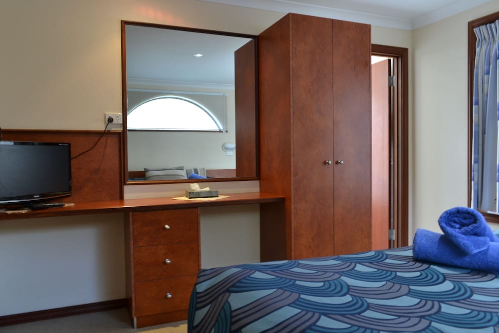 One-Bedroom Apartment with Spa Bath - Photo 4