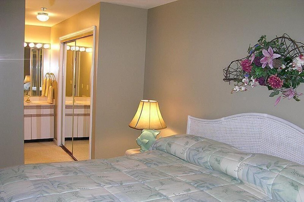 Condo, 2 Bedrooms