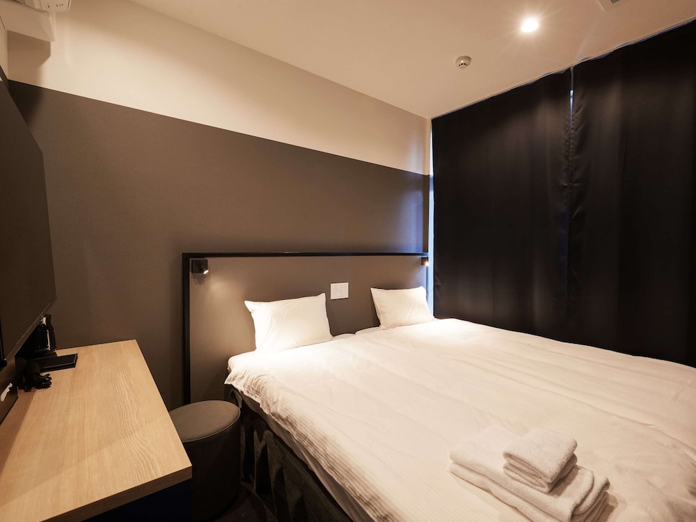 Standard Twin Room - Photo 1