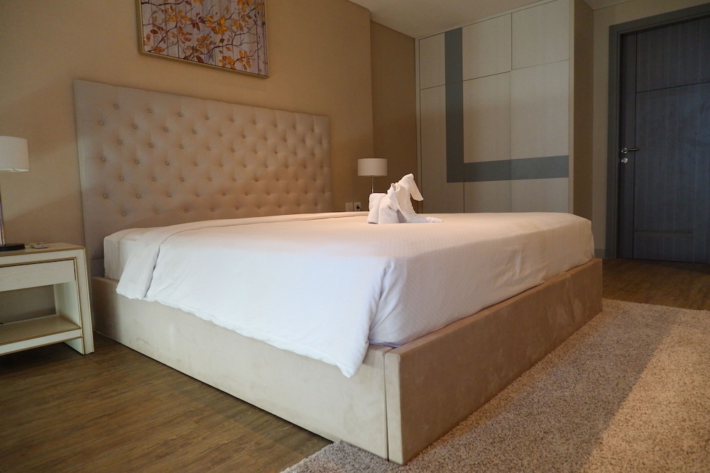 Executive Apartment