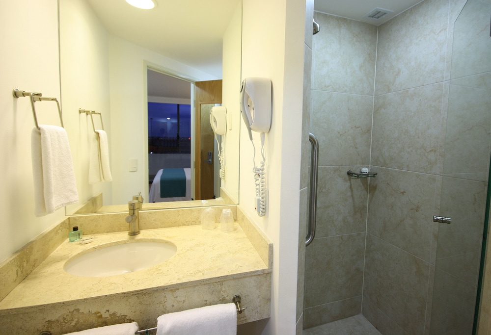 Superior Room, 1 Queen Bed, Terrace - Photo 5