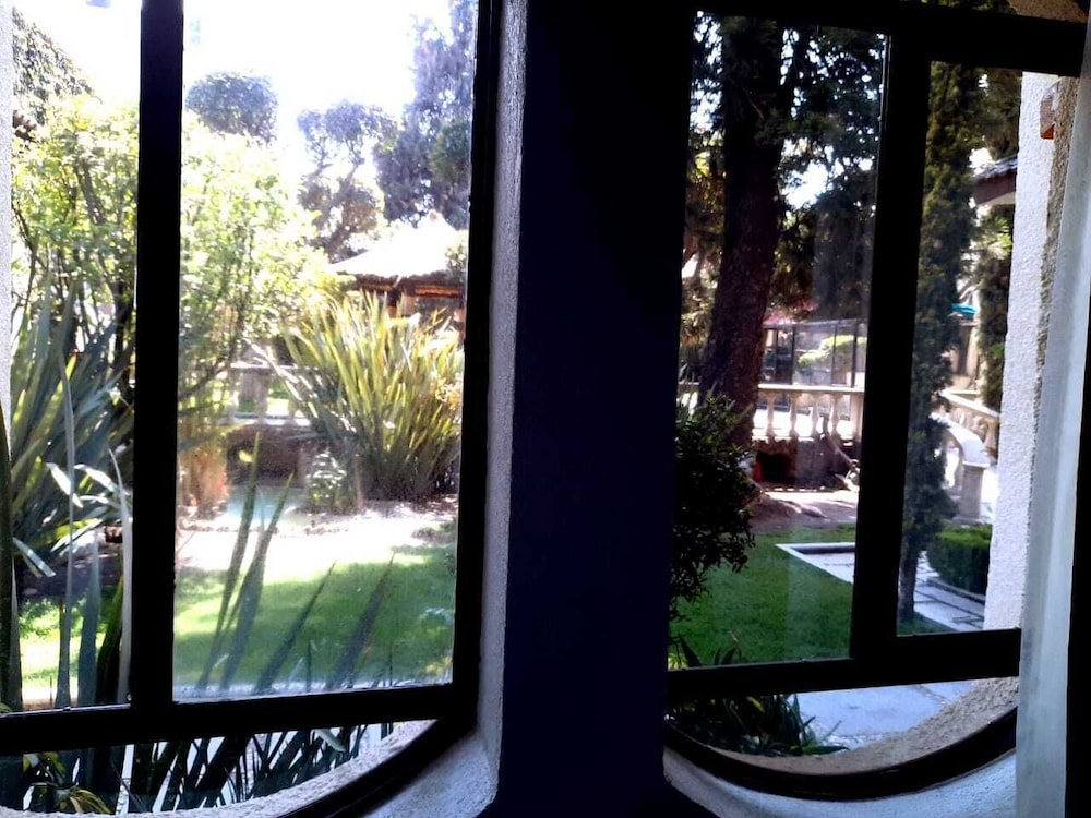 Standard Room, 1 Queen Bed, Garden View (Elise) photo 3