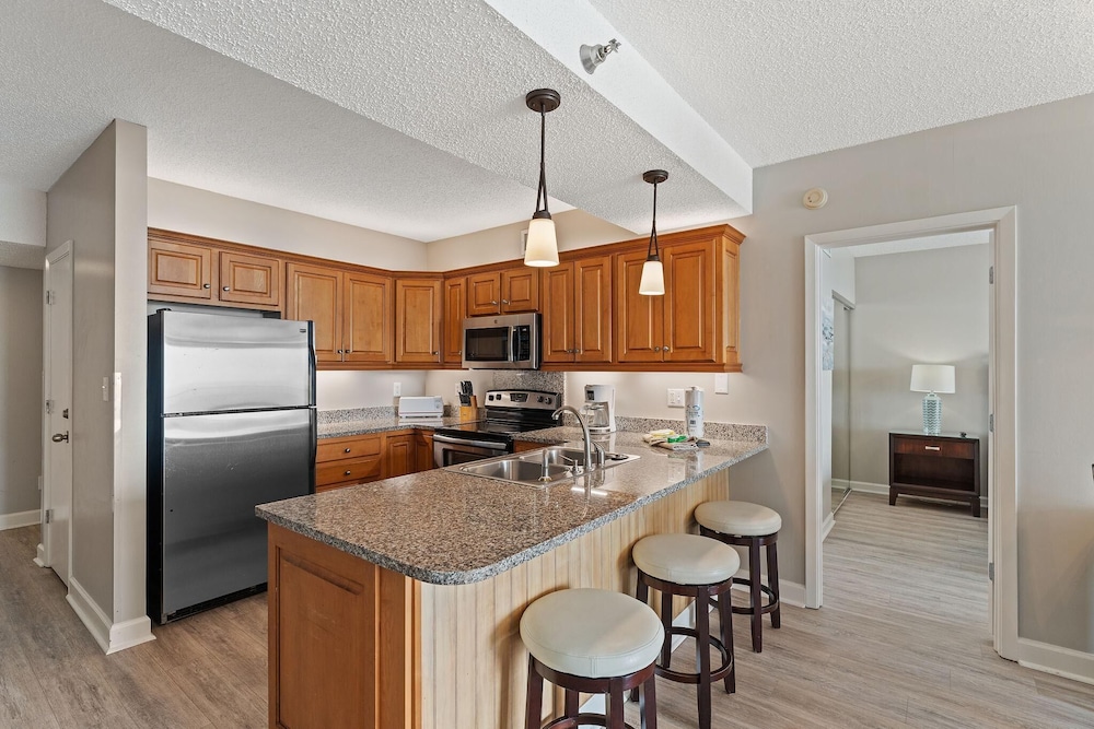 Condo, Multiple Beds (Shoalwater 1202) photo 3