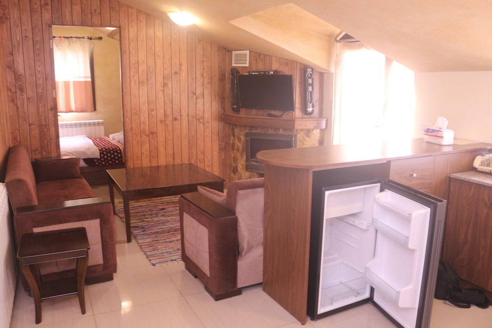 Suite, 1 Bedroom photo 1