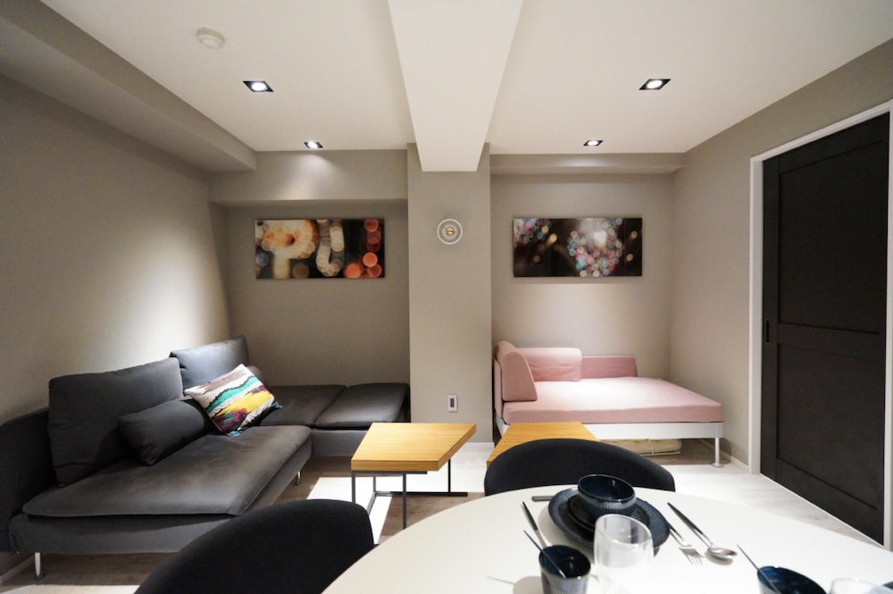 Apartment photo 1