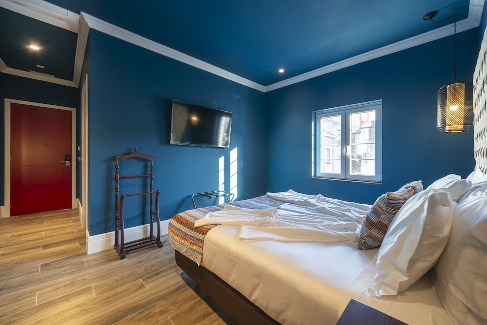 Standard Twin Room - Photo 1