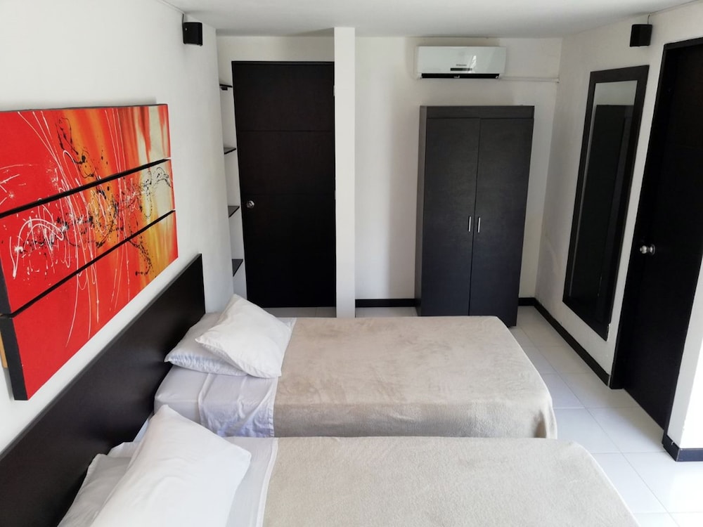 Standard Studio, 1 Bedroom photo 1