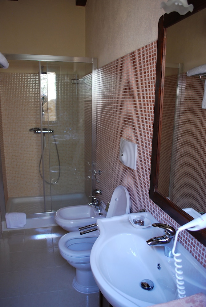 Quadruple Room photo 2