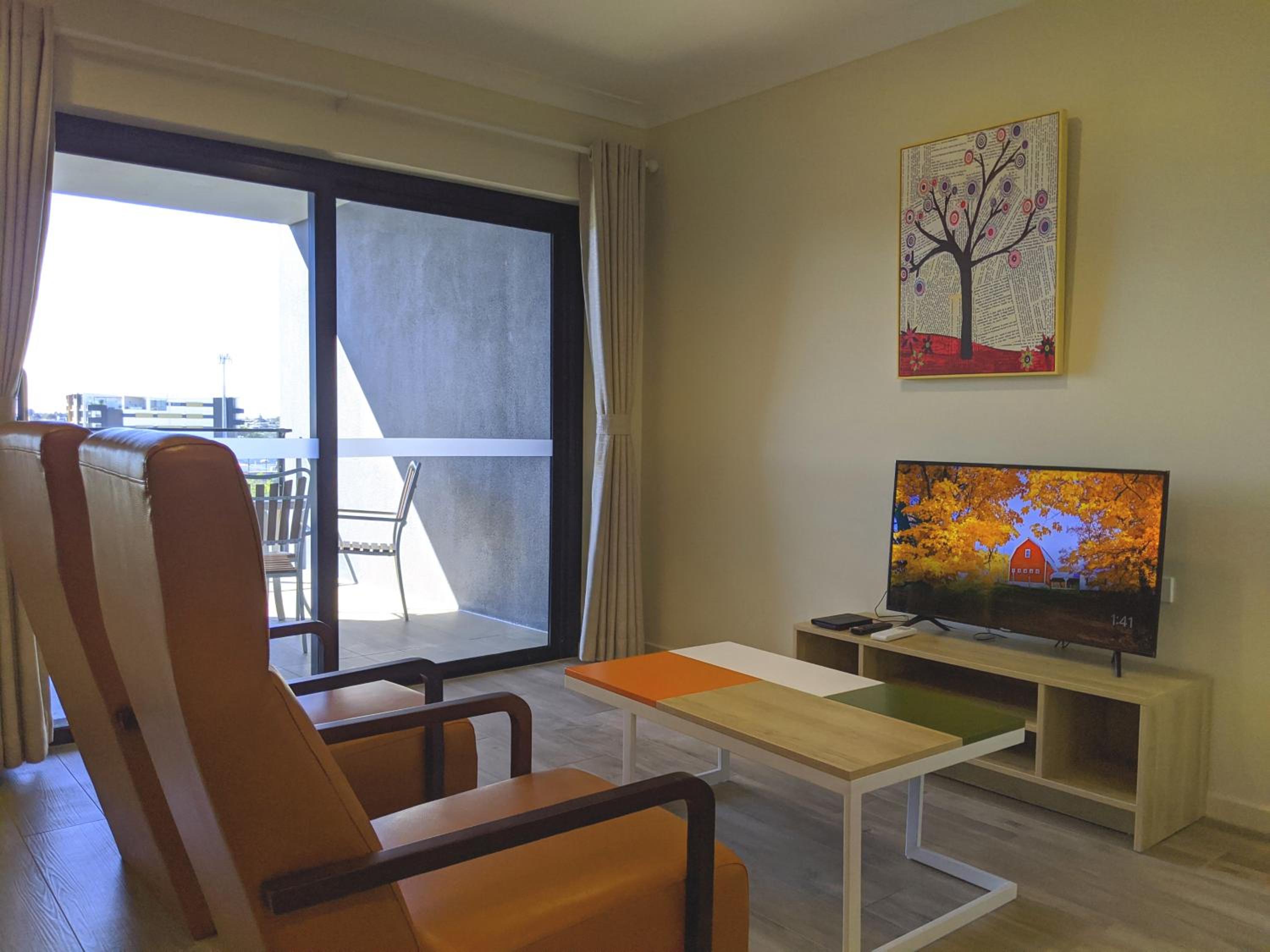 Two-Bedroom Apartment- Windsor View