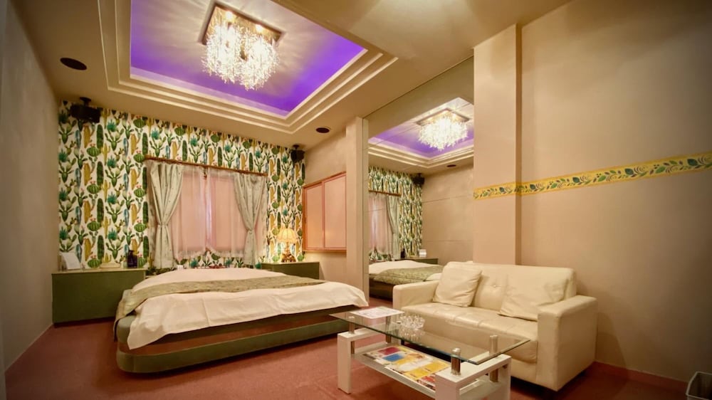 Standard Double Room B (includes air purifier) photo 2