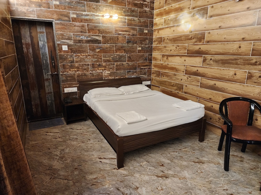 Premium Room, Balcony - Photo 4