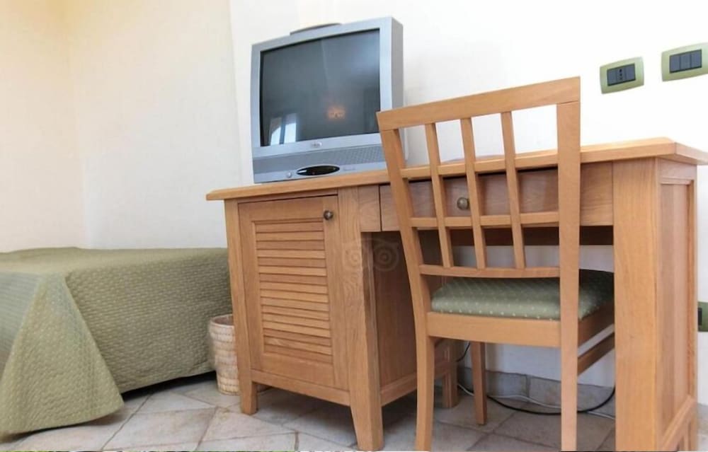 Basic Single Room
