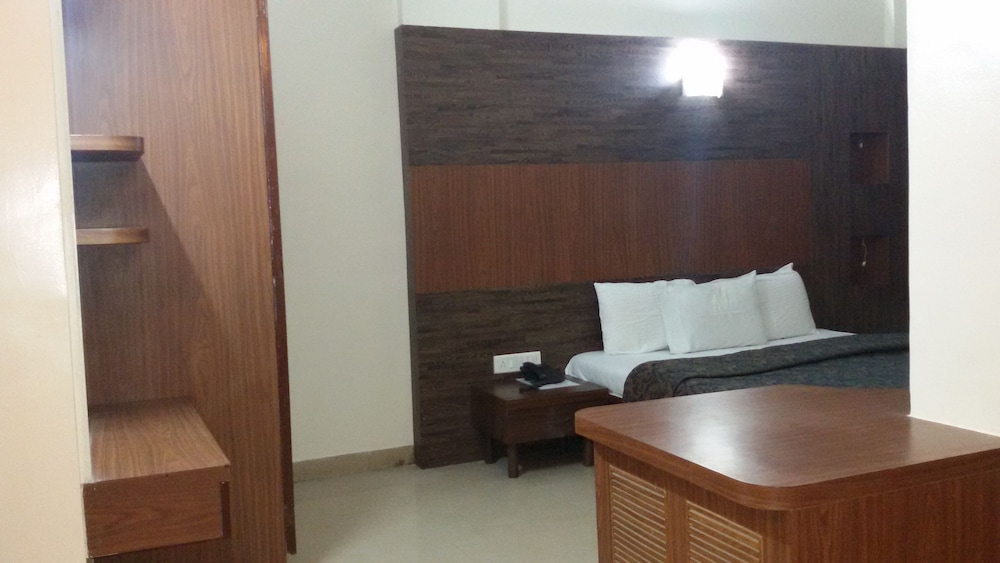 Deluxe Double Or Twin Room, 1 Bedroom, City View