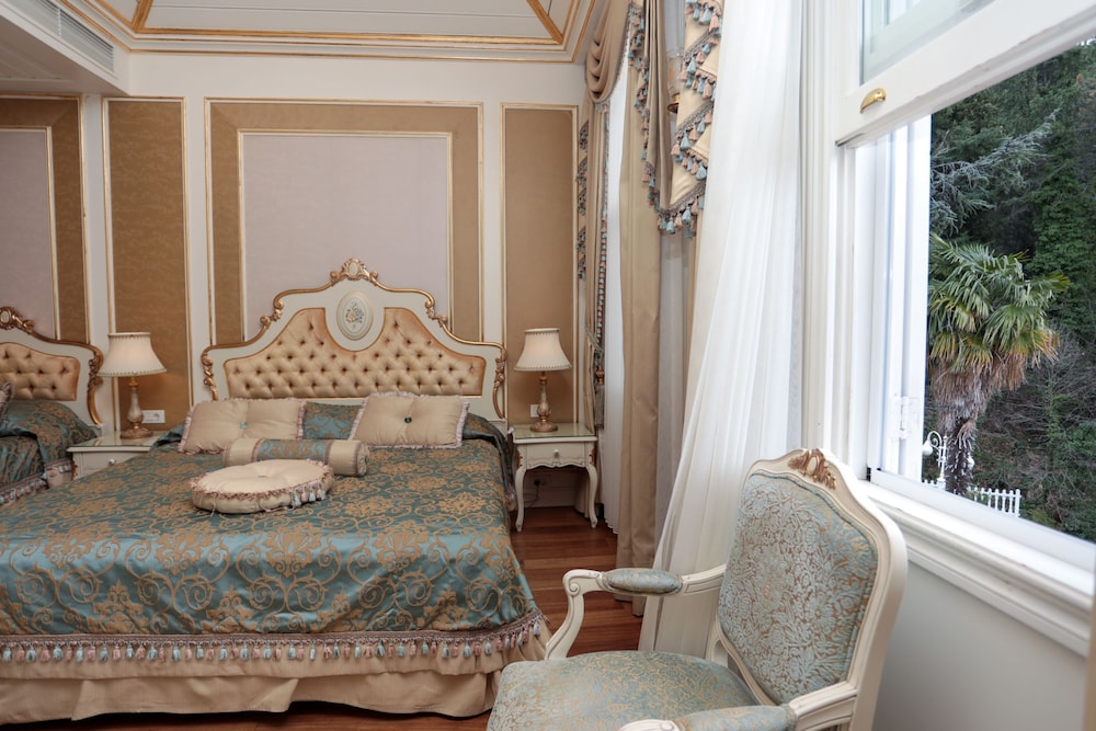 Suite - Photo 8