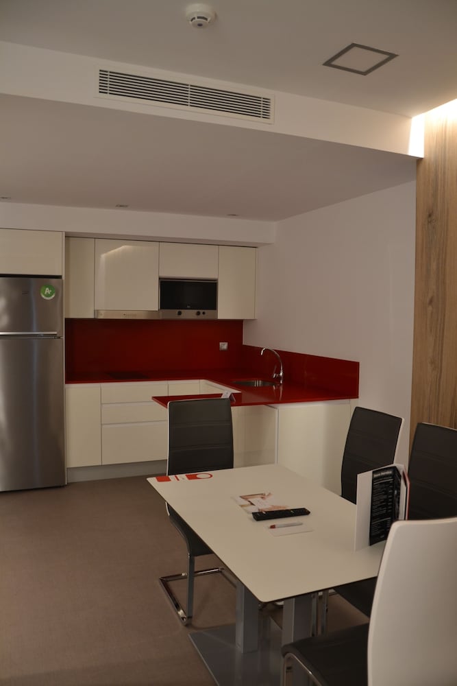 Family Room, 2 Bedrooms