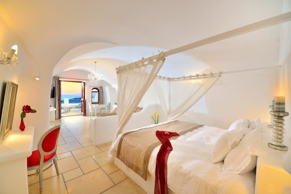 Villa, Jetted Tub (Absolute)