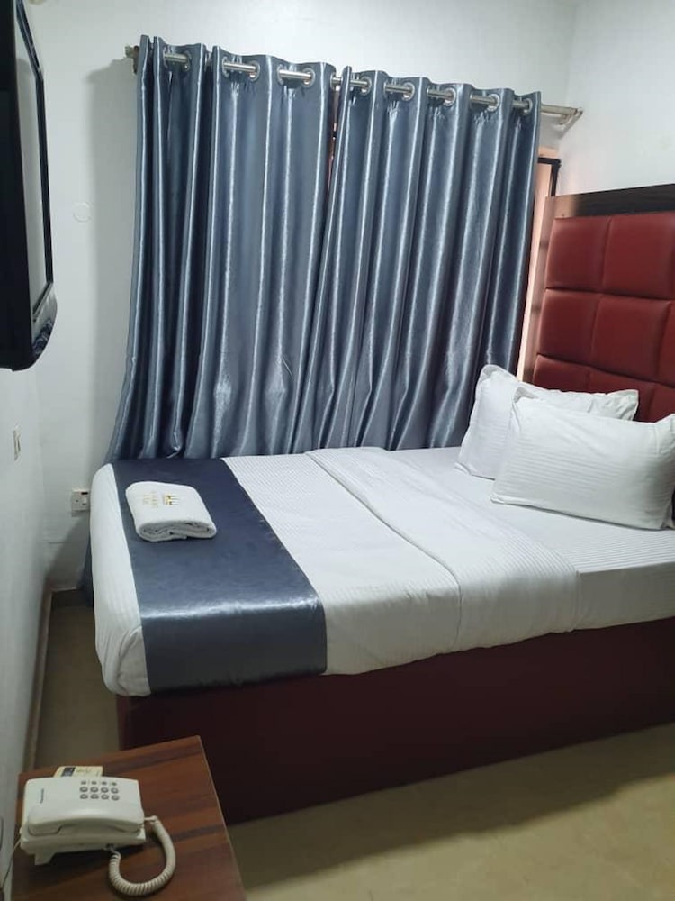 Standard Room - Photo 3