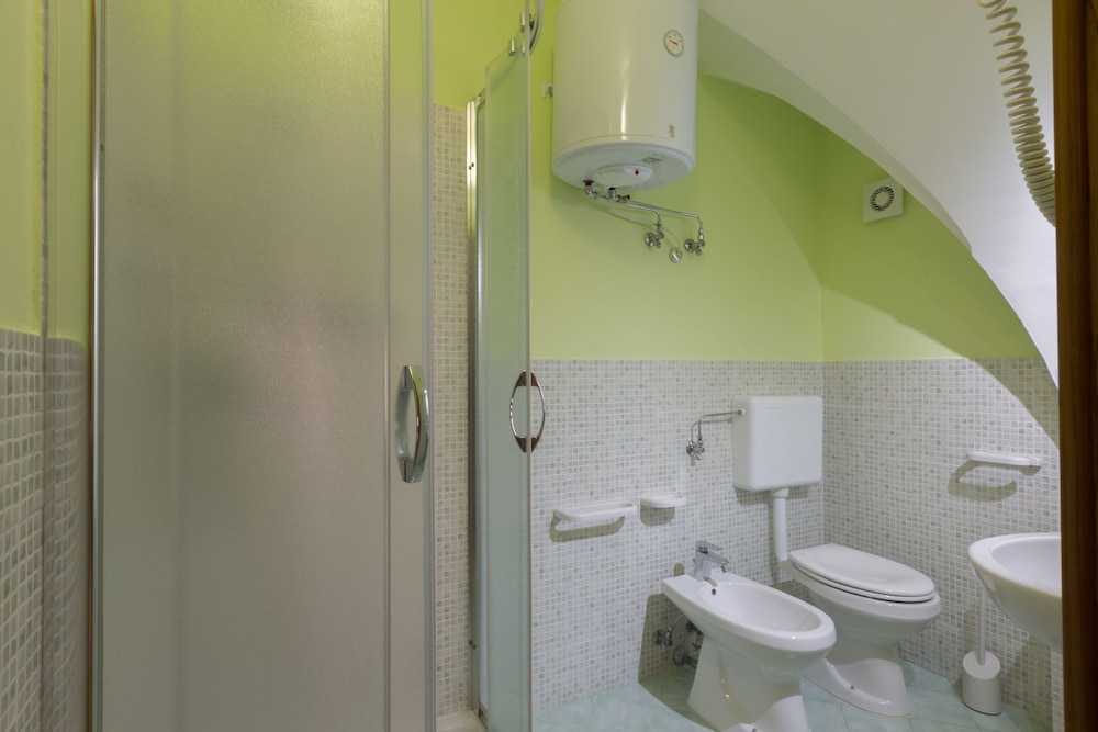 Classic Quadruple Room (Kailia) photo 2