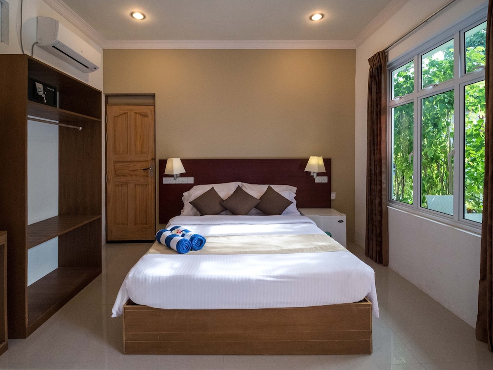 Standard Double Room with One Free Dive per Night photo 3