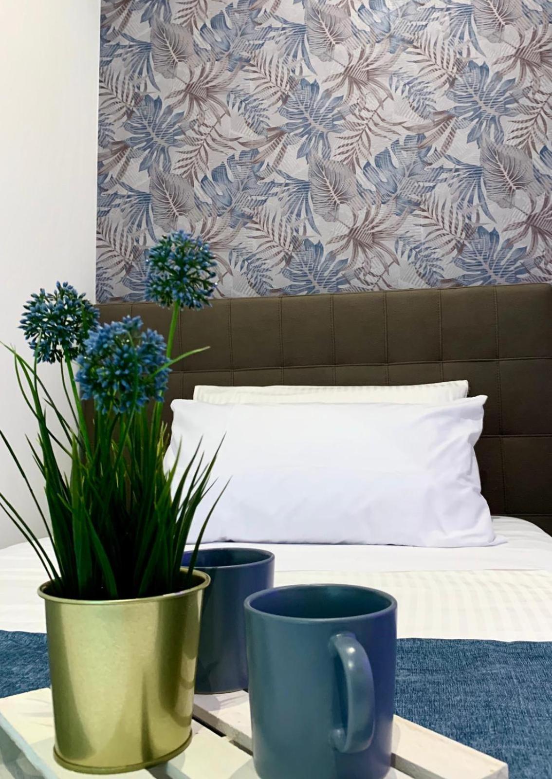 Double Room with French Bed and Balcony photo 1