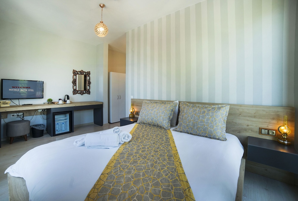Royal Room