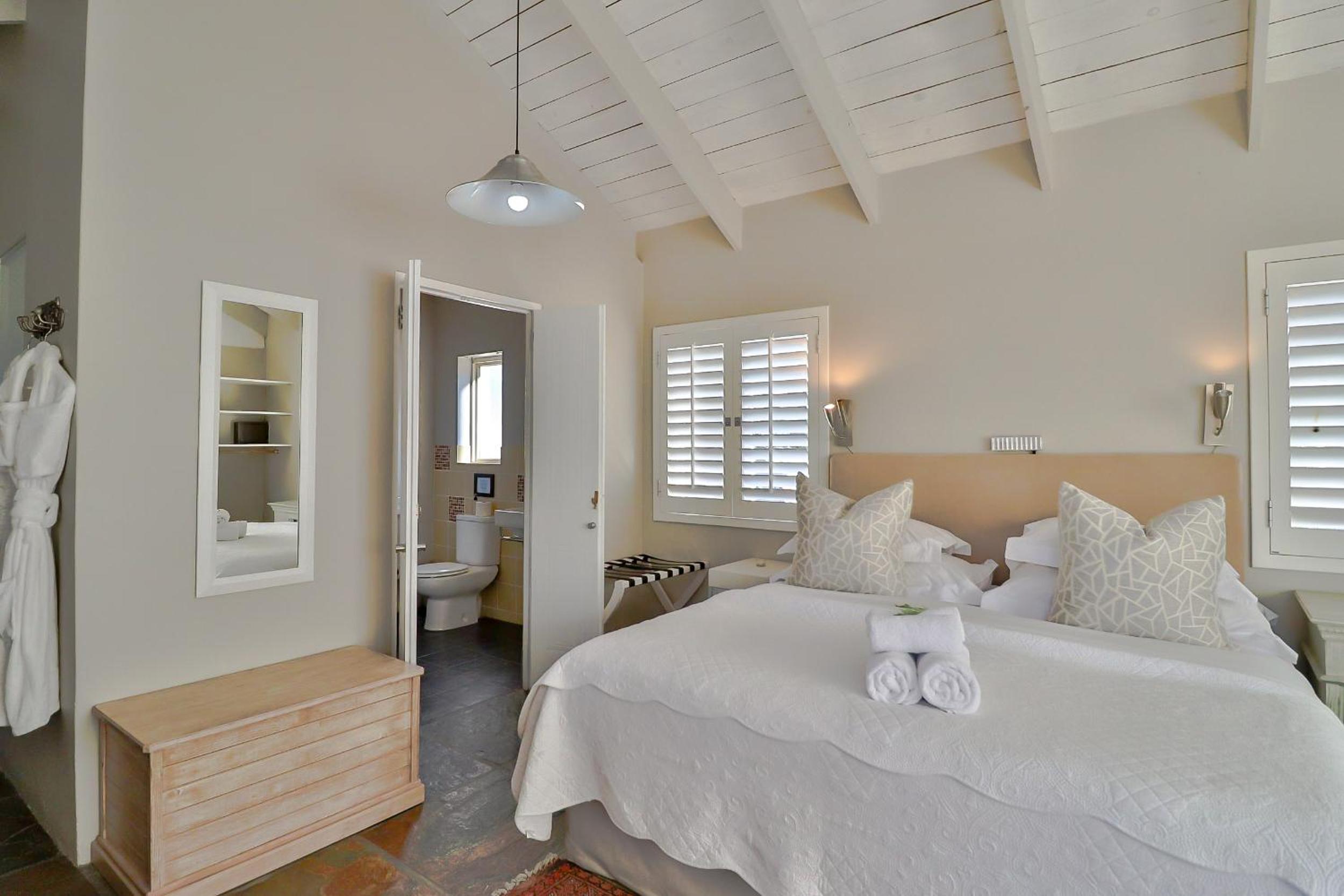 King Room with Mountain View photo 3
