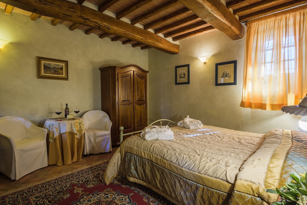 Double Room, 1 Queen Bed photo 2