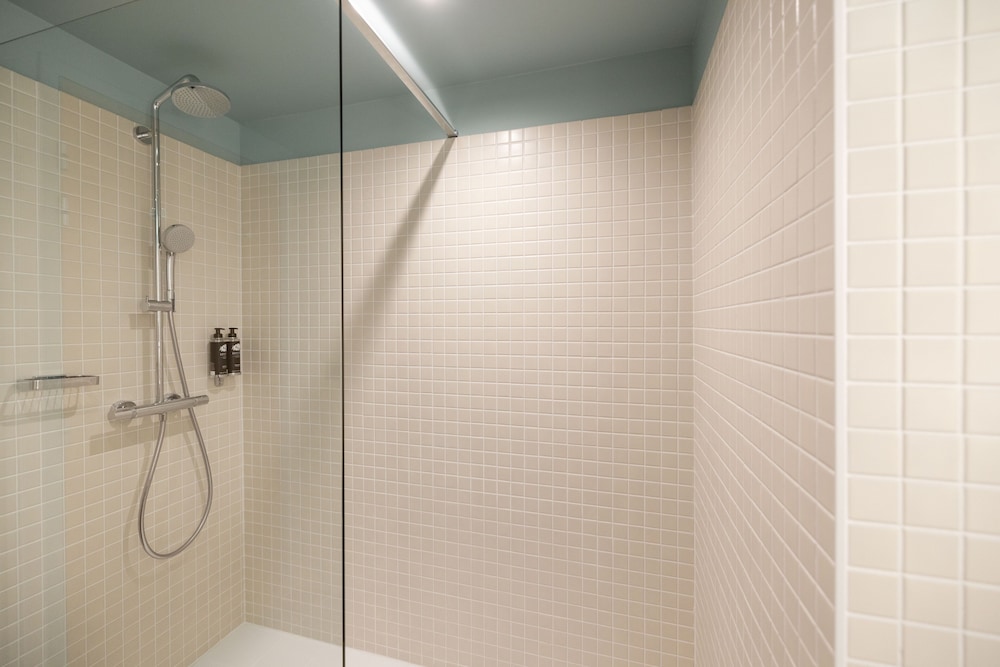 Apartment - Photo 12