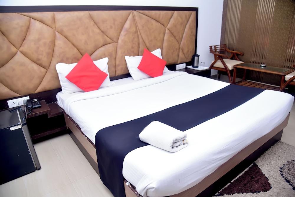 Deluxe Room - Photo 1