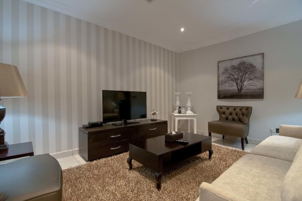 Executive Room photo 2