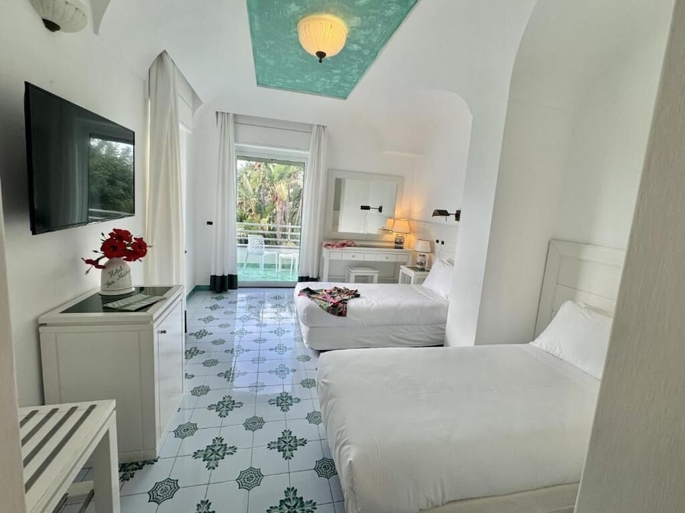 Superior Room, 2 Twin Beds, Non Smoking, Balcony