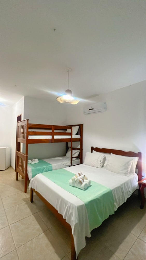 Traditional Quadruple Room, Garden View