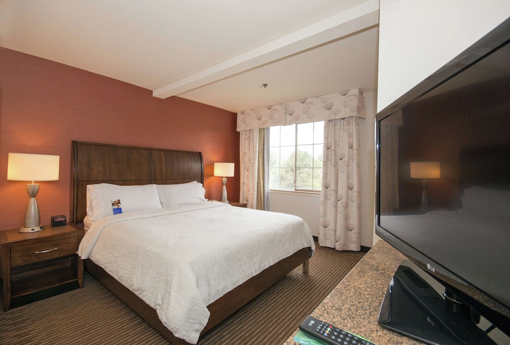 King Bed photo 2
