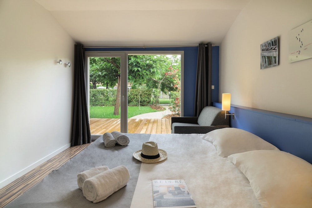 Premium Duplex, 1 Bedroom, Terrace