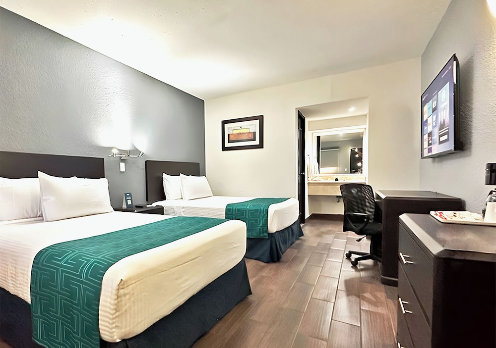 Standard Double Room - Photo 10